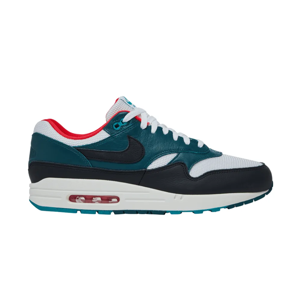 Mens LeBron James x Liverpool F.C. x Nike Air Max 1 Third Kit