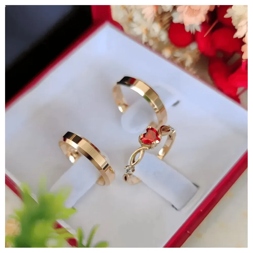 Conjunto Alianças Mod.R5 Italiana 4mm + Anel Love