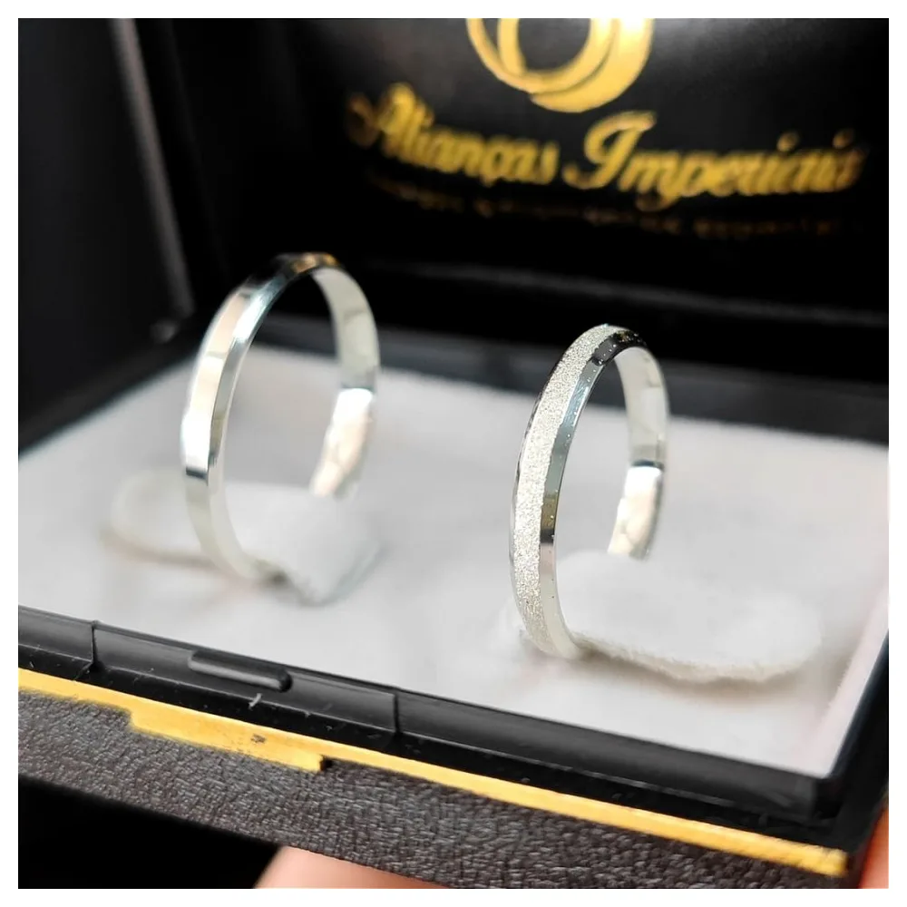 Par de Alianças 3mm Prata 950 Modelo Italiana Fem. Diamantada