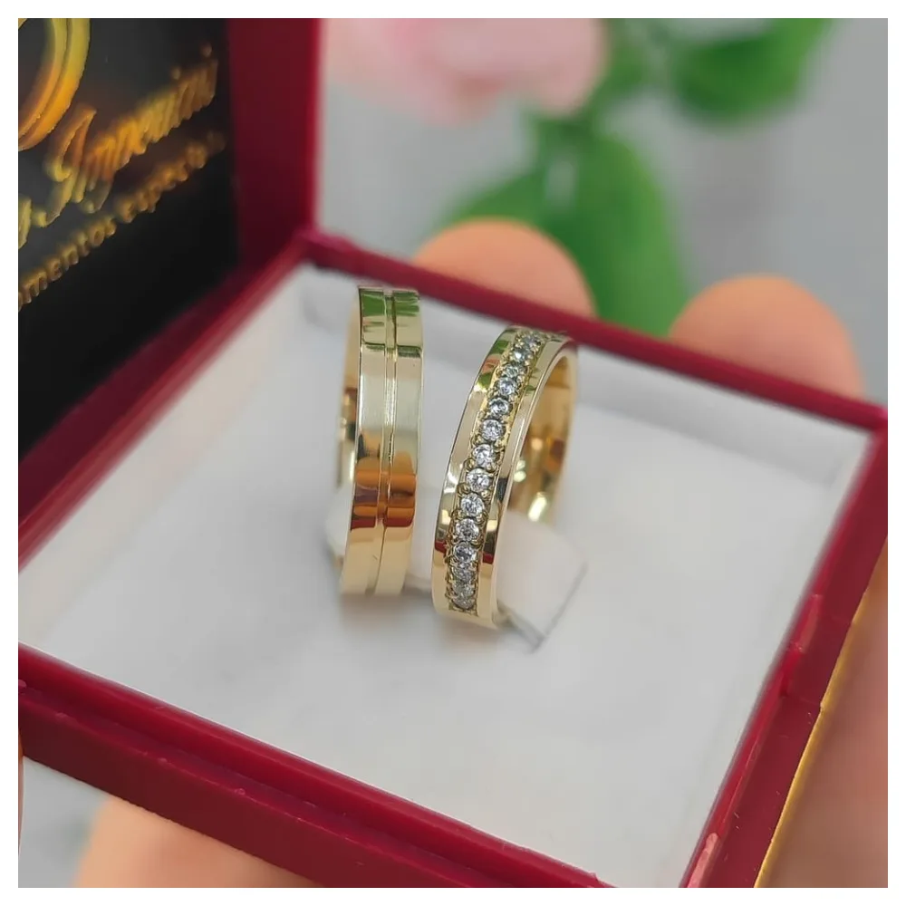 Par de alianças 4mm com 16 zircônias modelo Orla