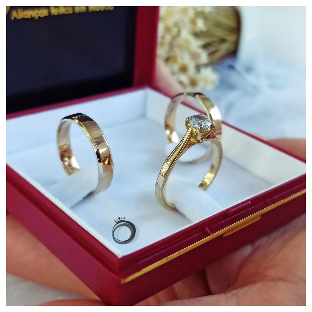 Par de Alianças Italiana 4mm + Anel Aparador Condessa