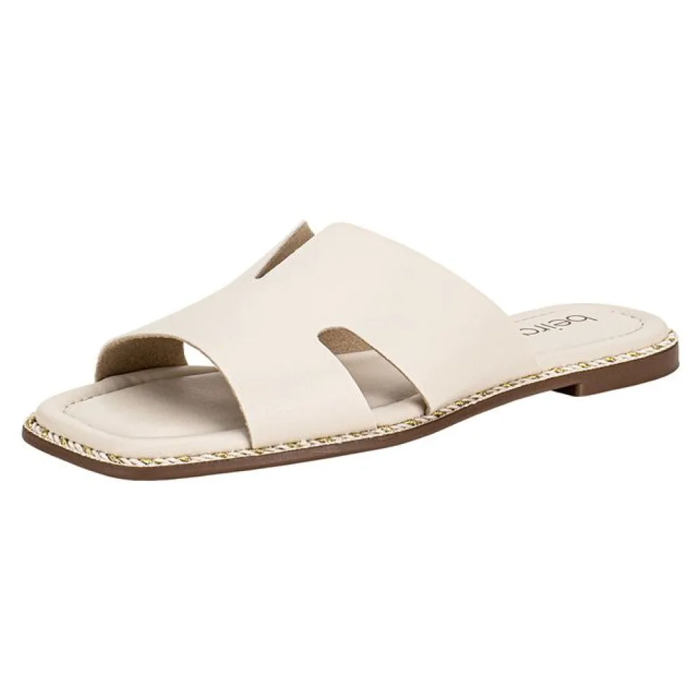 Tamanco Feminino Flat Beira Rio 8506206 MARFIM 34
