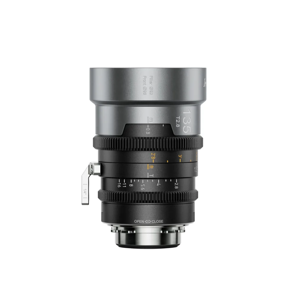 SIRUI IronStar 75/100/135 mm T1,9 1,5-fach Vollformat-Anamorphot-Cineobjektiv - 135mm / User-interchangeable EF/PL Mount / Neutral