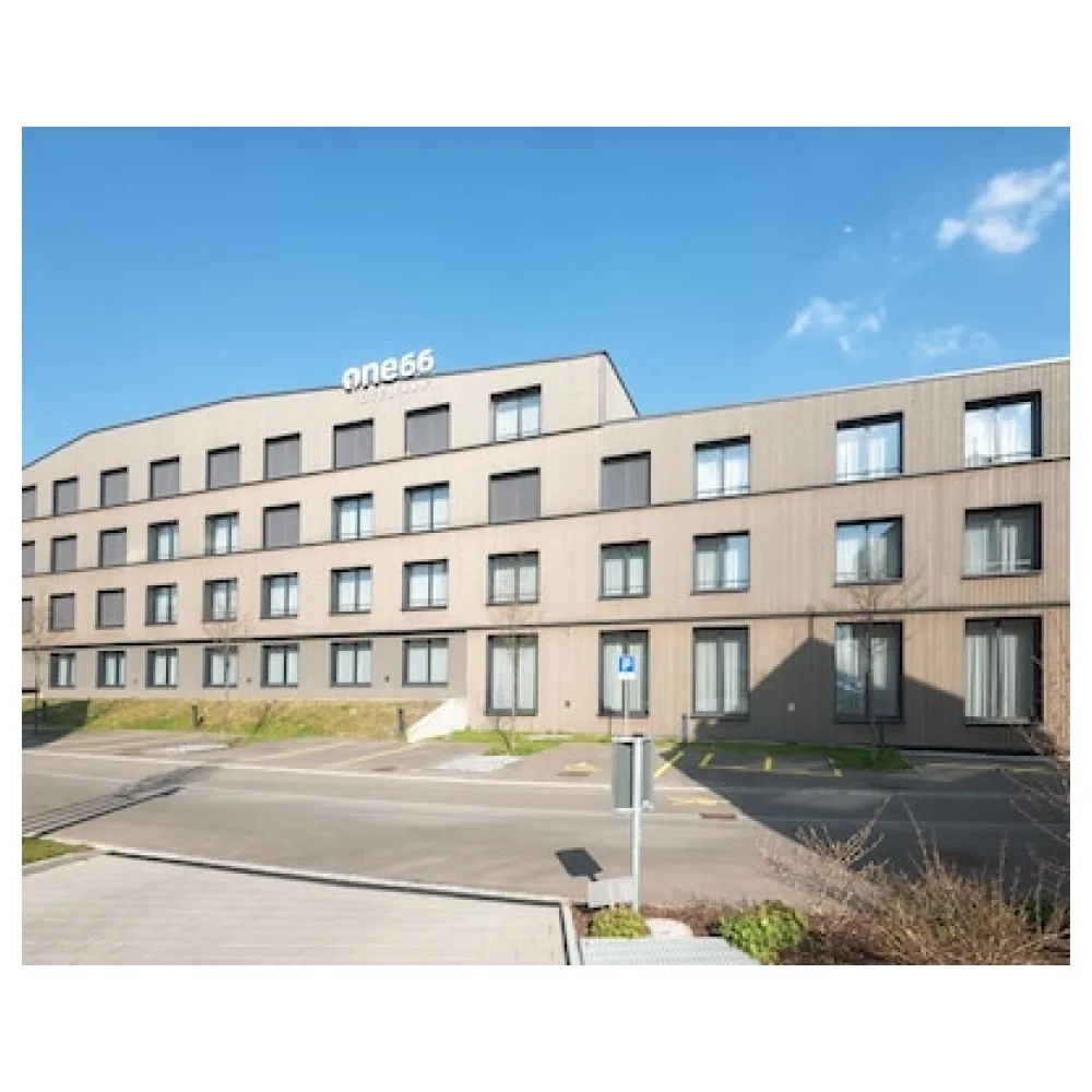 Hotel one66