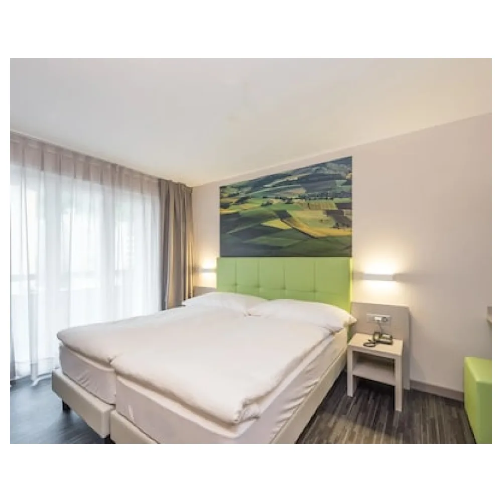 Adhhoc Hotel