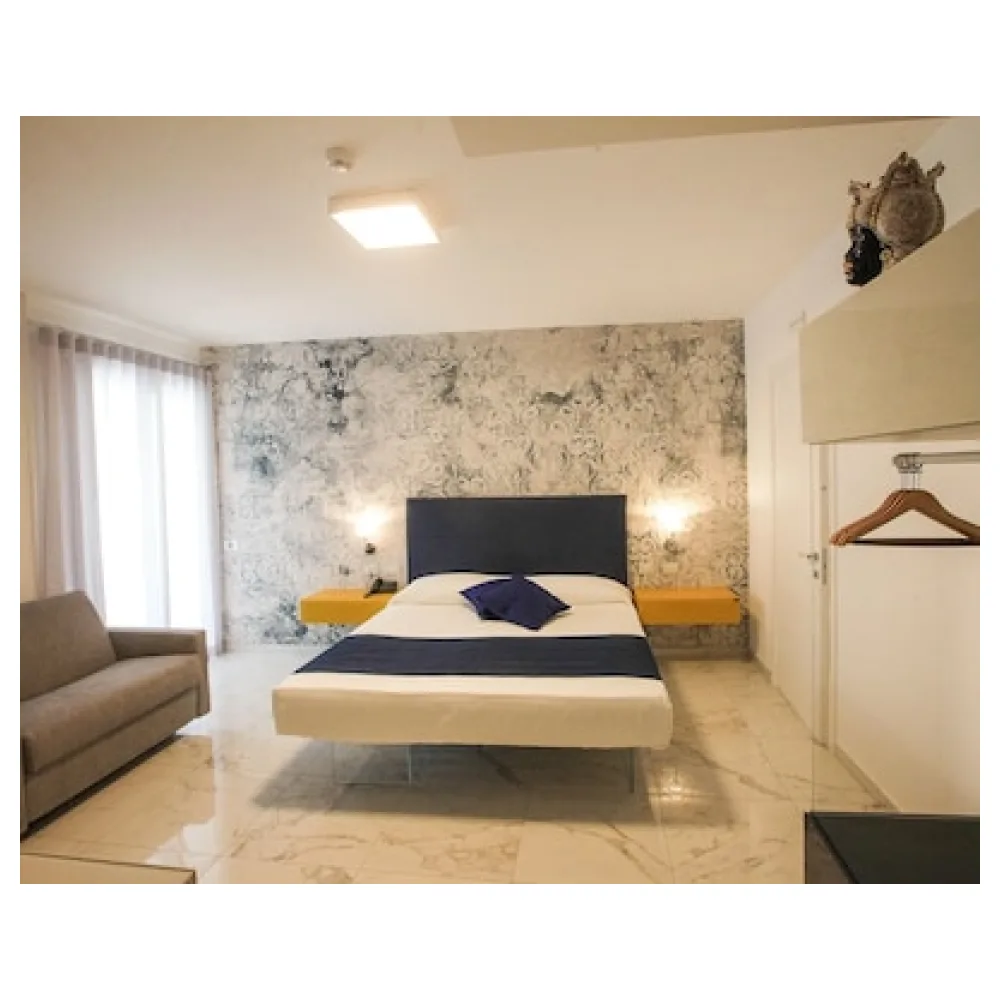 Nautilus Hotel