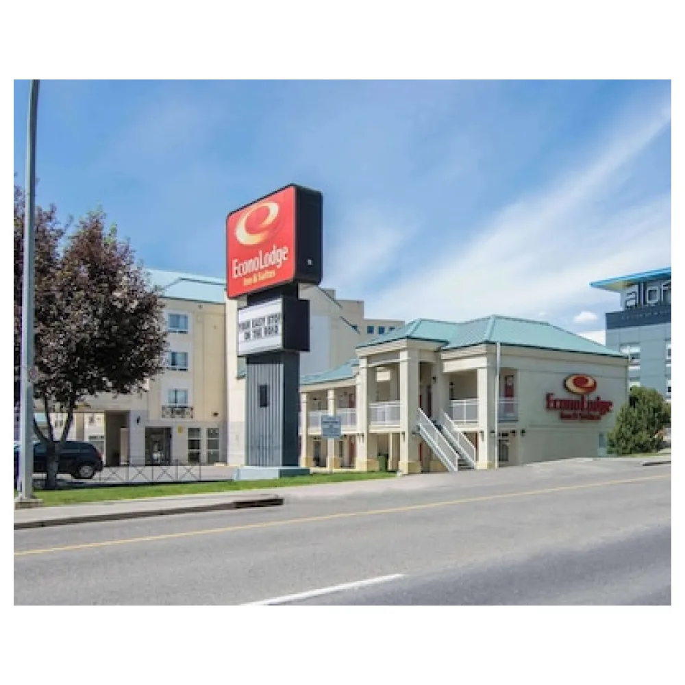 Econo Lodge Inn & Suites University
