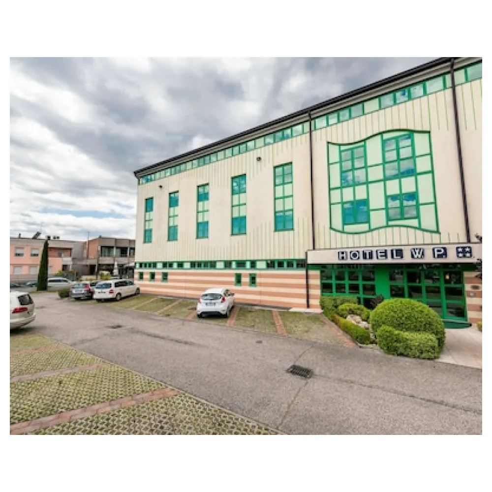 West Point Airport Hotel