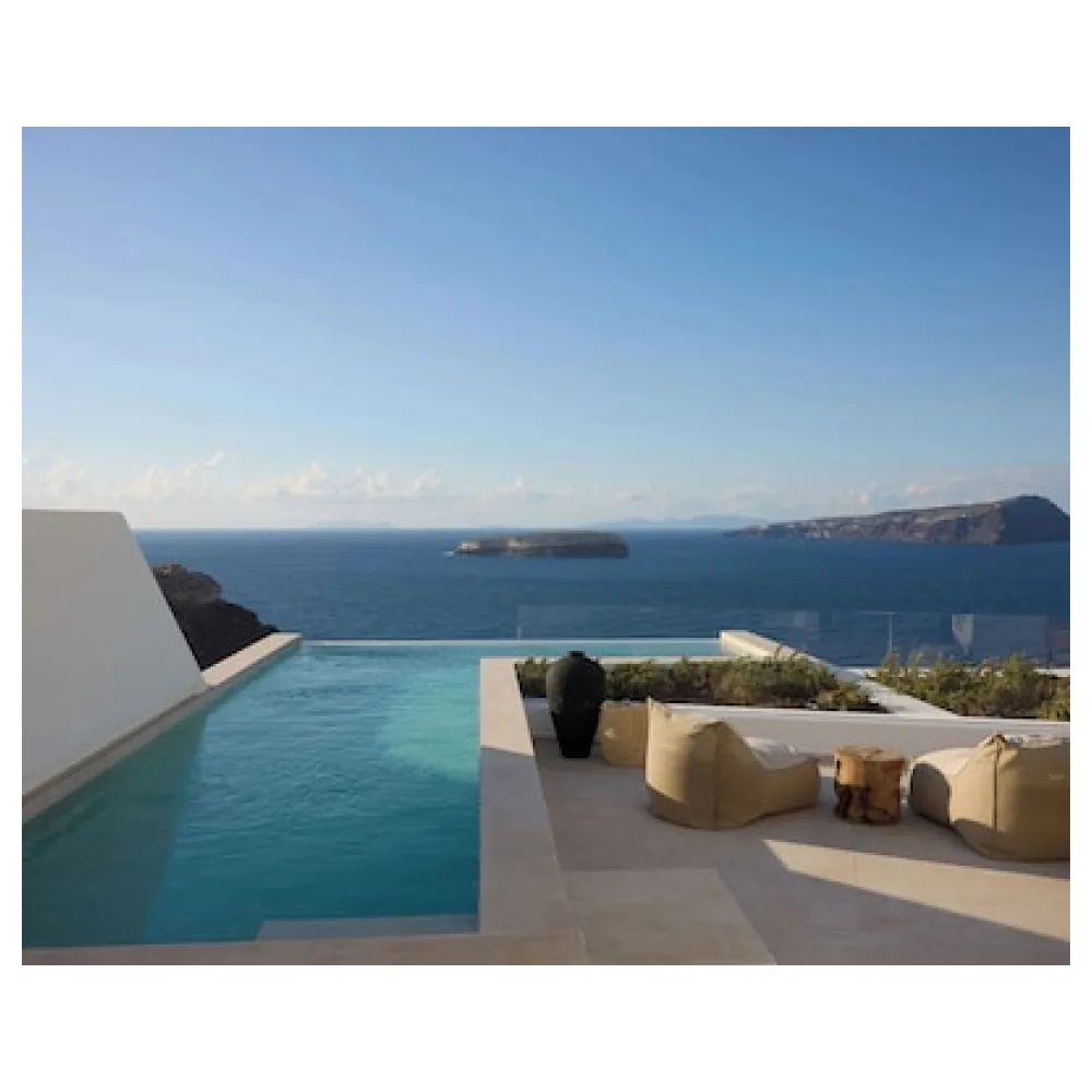 Omna Caldera Suites