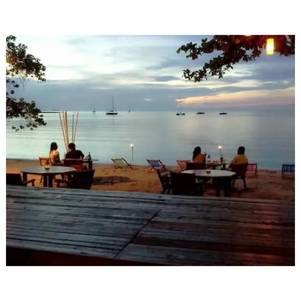 Think & Retro Cafe Lipa Noi Samui
