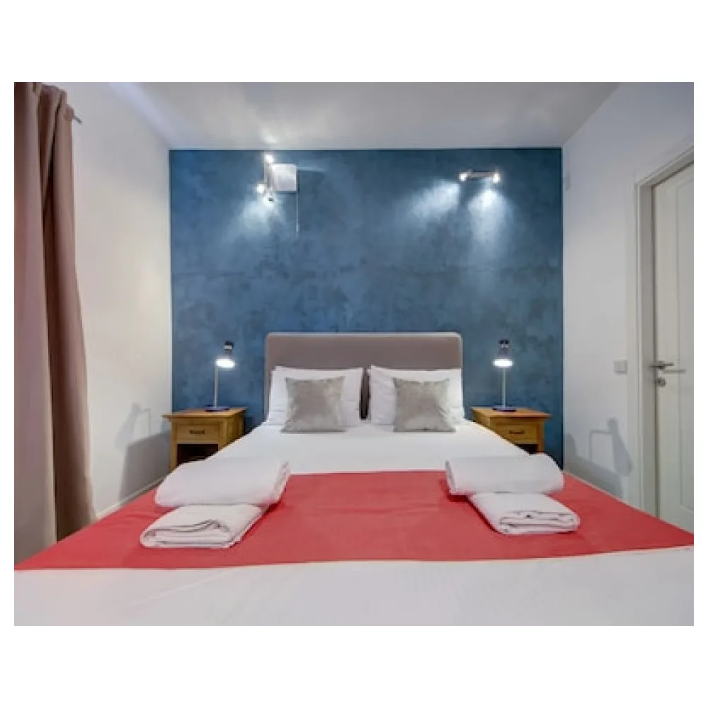 Tritoni harbour suites