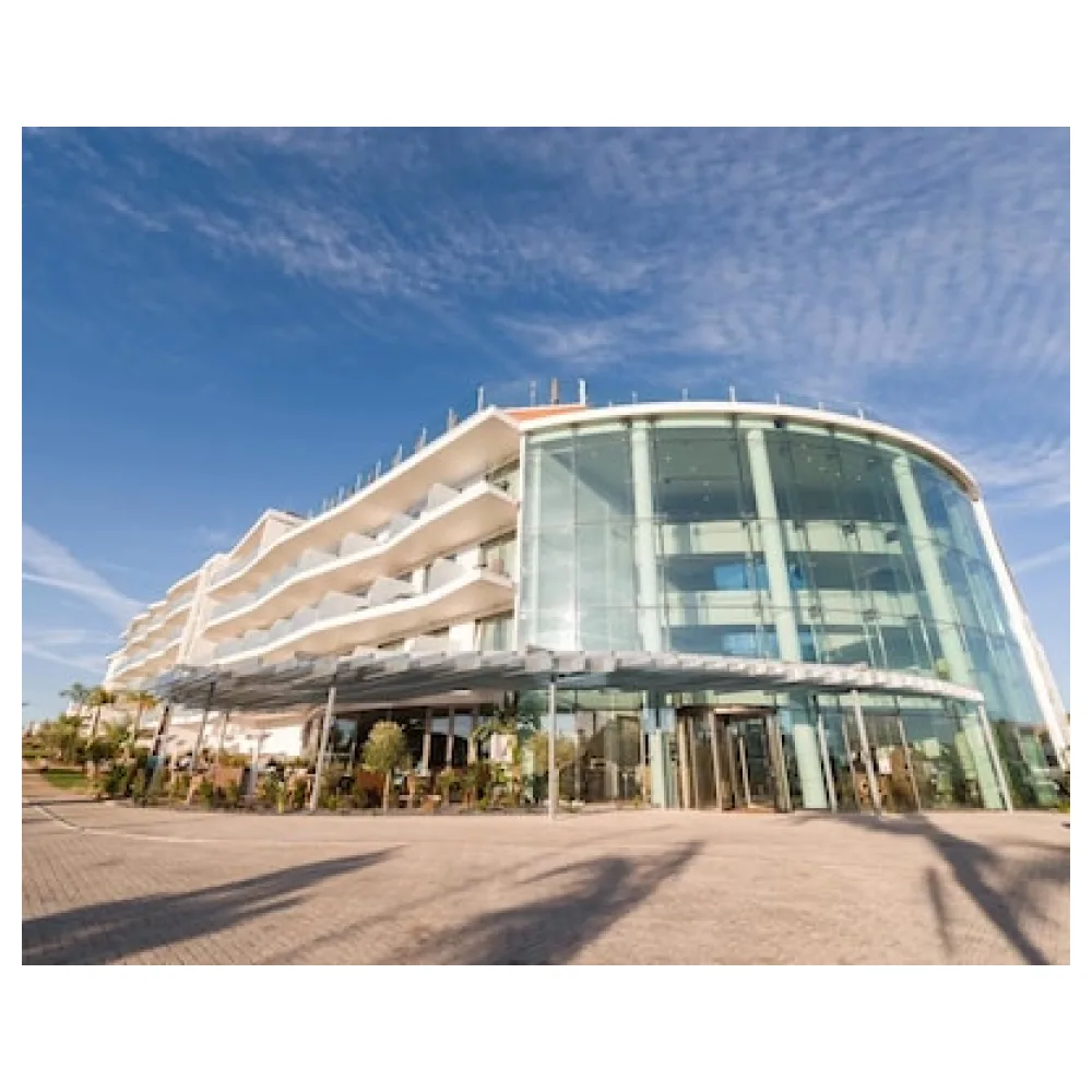 Castelo Suites Hotel