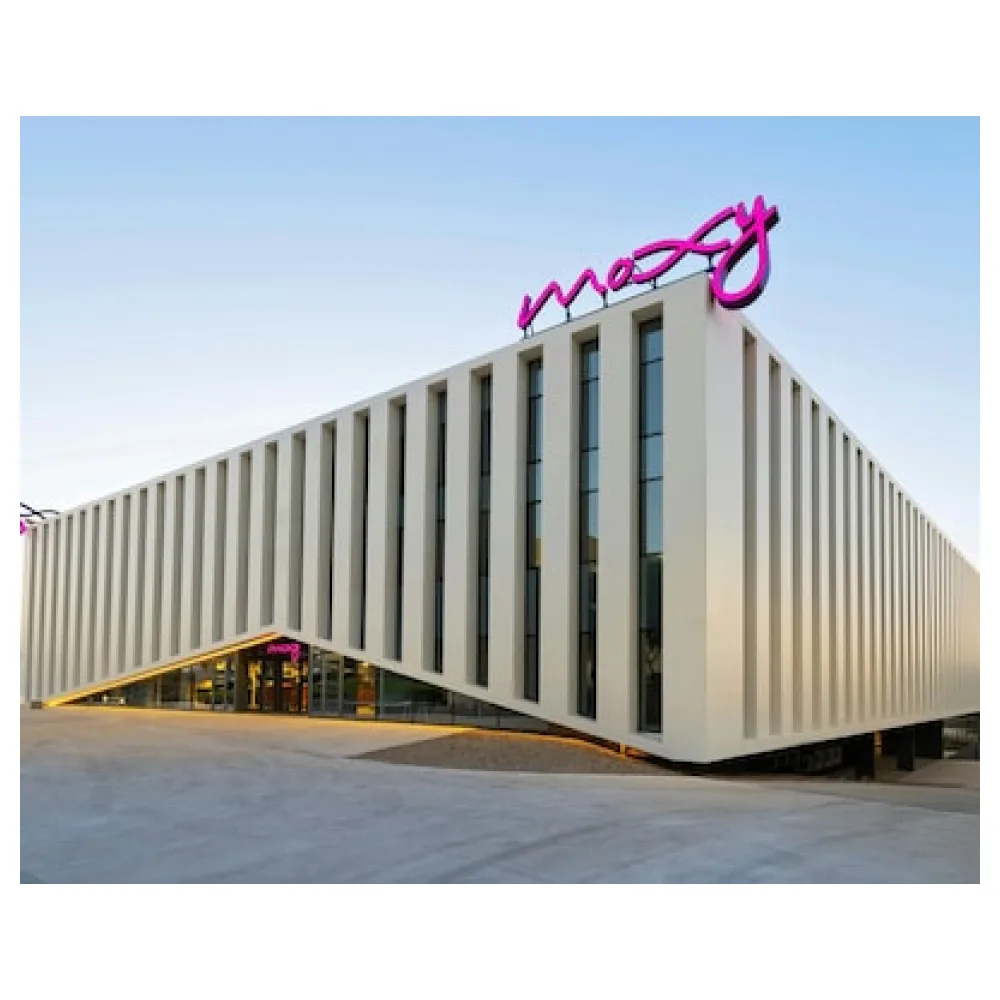 Moxy Alfragide Lisboa