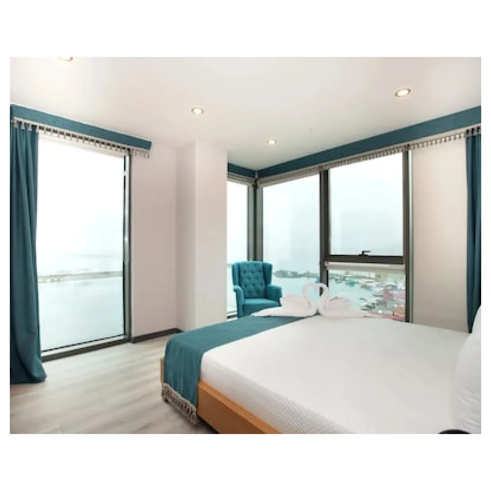 Marina Green Suit Hotel