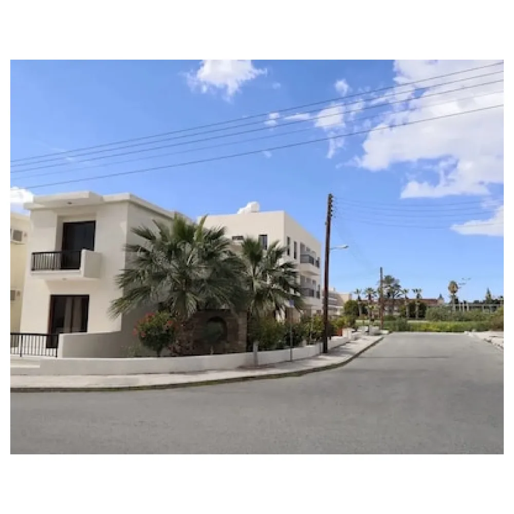 Seashell Apartments