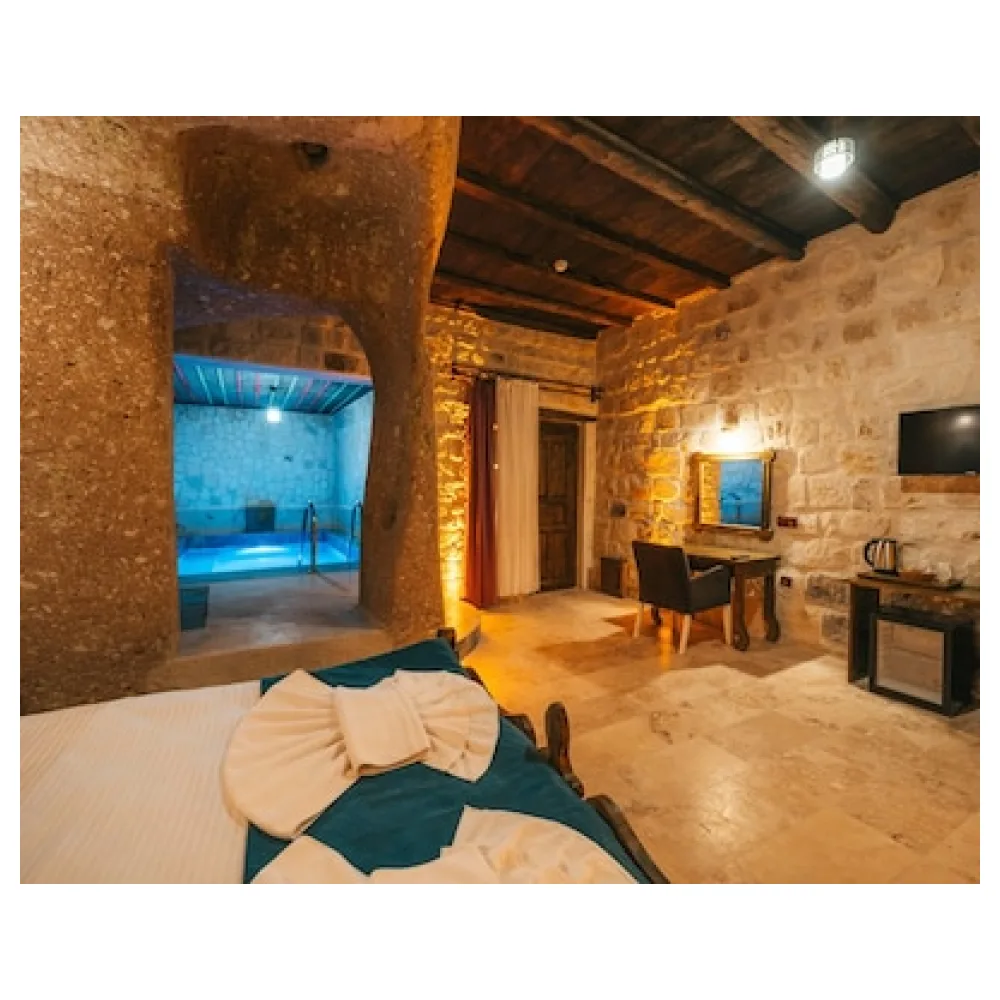 Cappatria Cave House