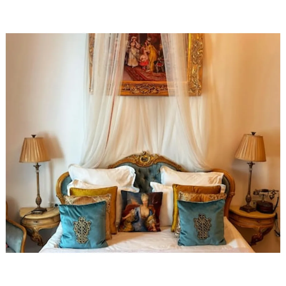 Conacul Coroanei Luxury Boutique Hotel