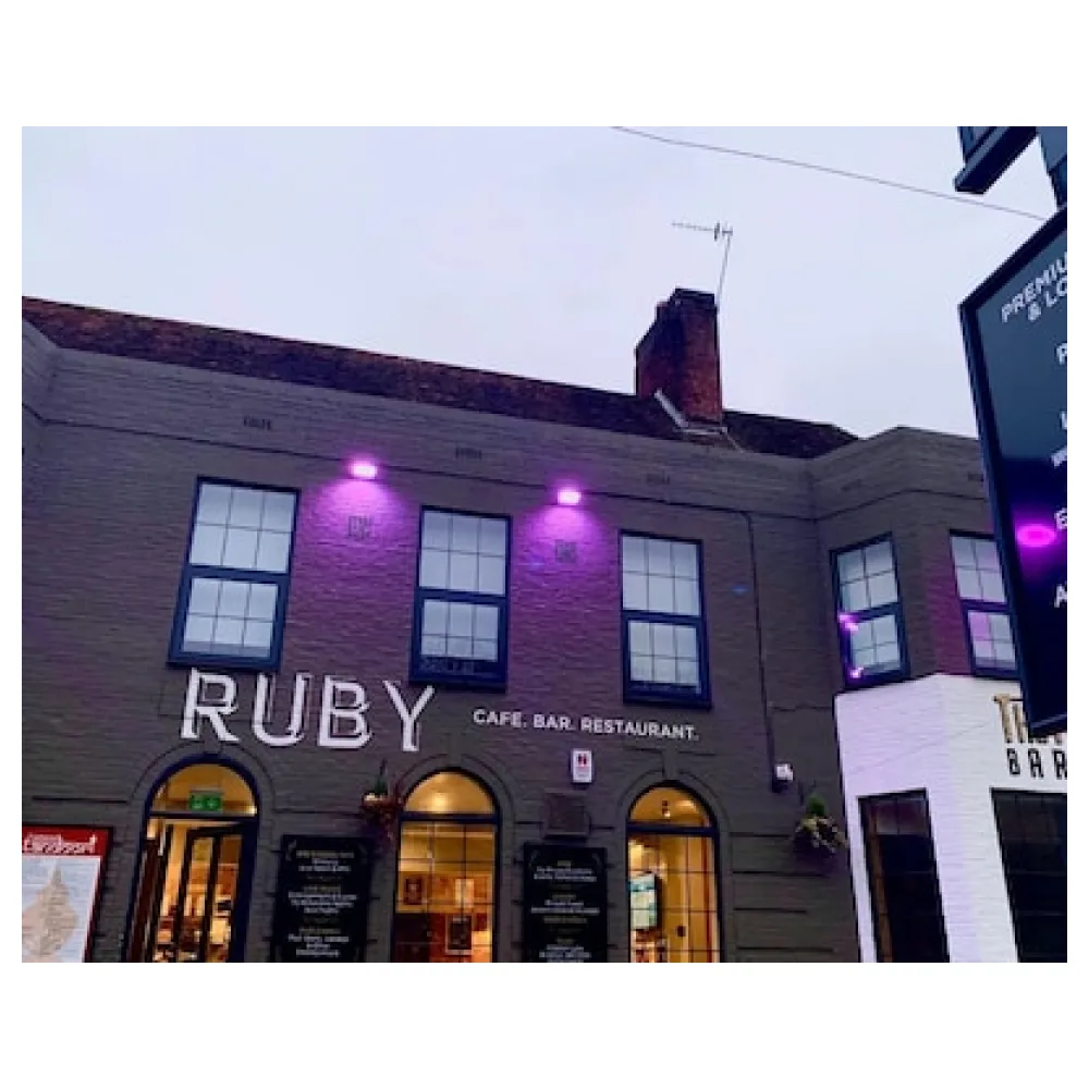 Ruby Pub and Hotel