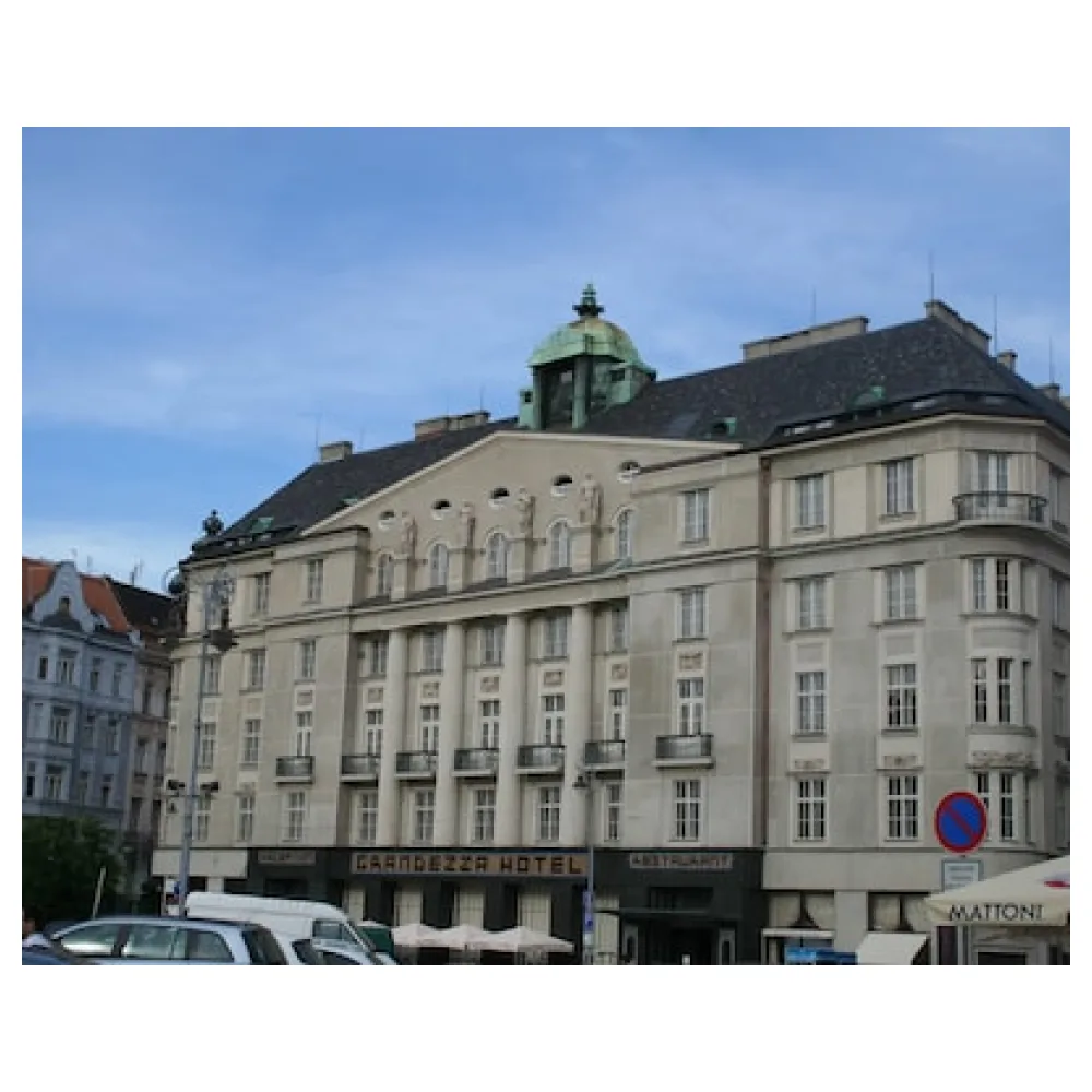 Grandezza Hotel Luxury Palace
