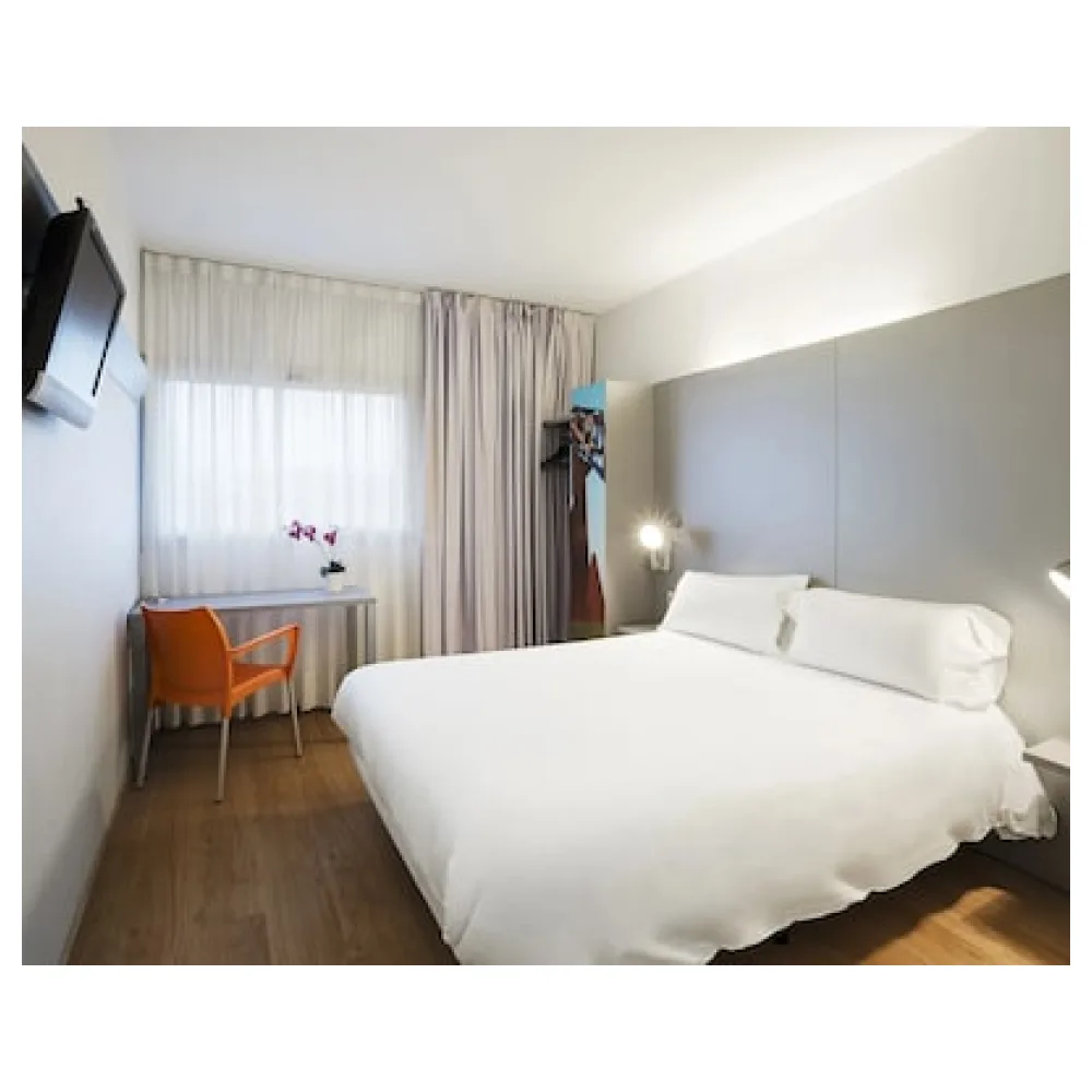 B&B HOTEL Girona 2