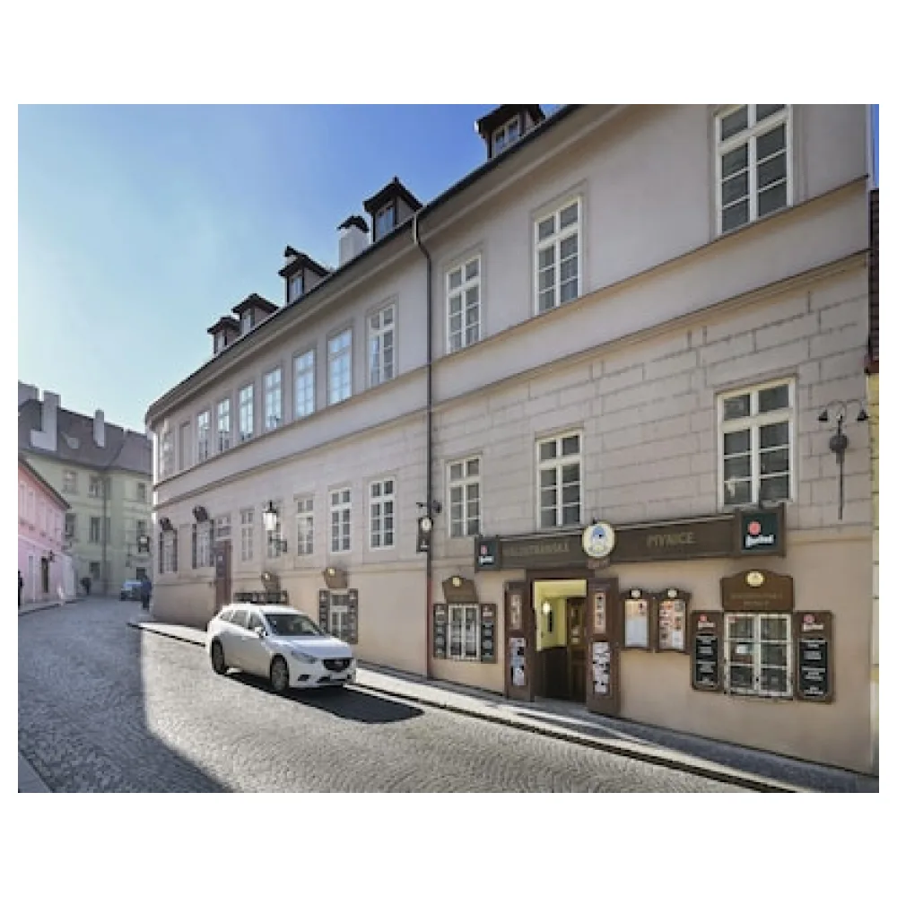 White Swan Boutique Apartments