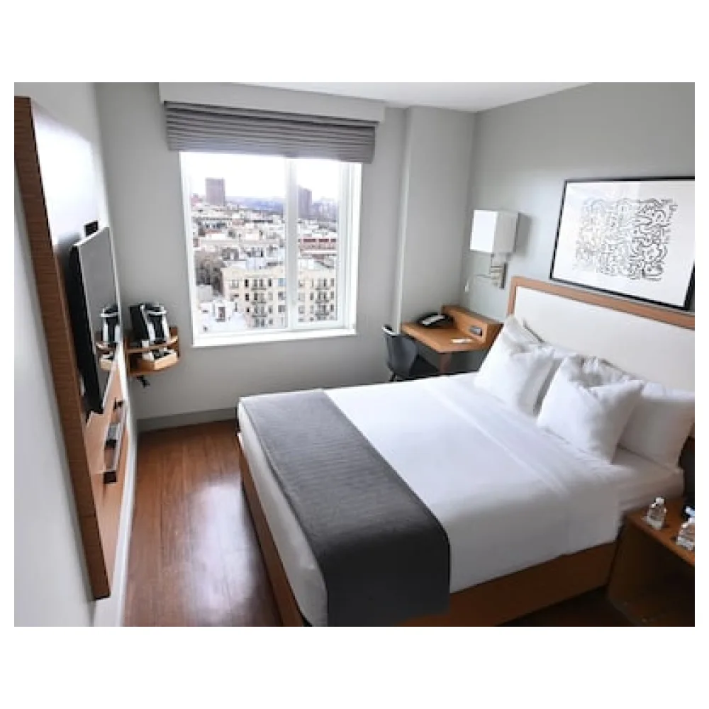 Edge Hotel