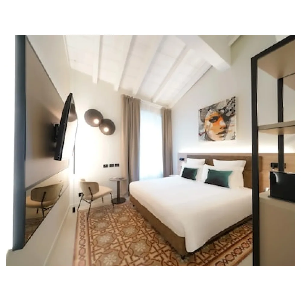 Bergamo Inn 21