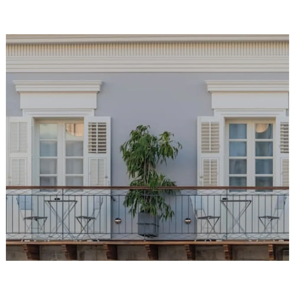 Amalie Suites