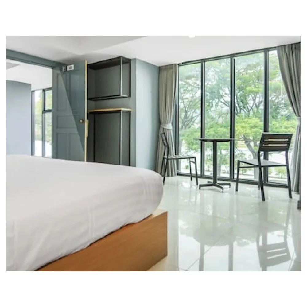 Nora Lakeview Hotel