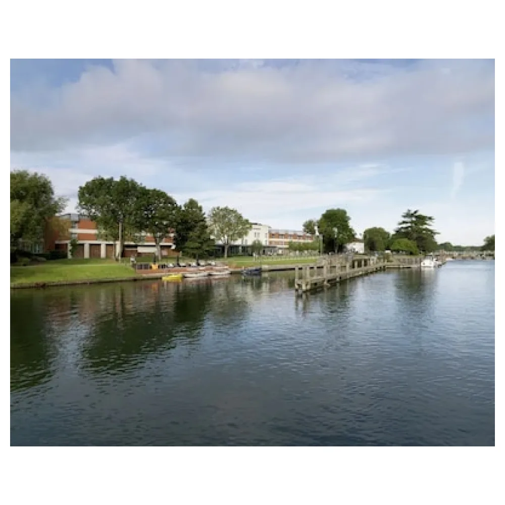 The Runnymede on Thames