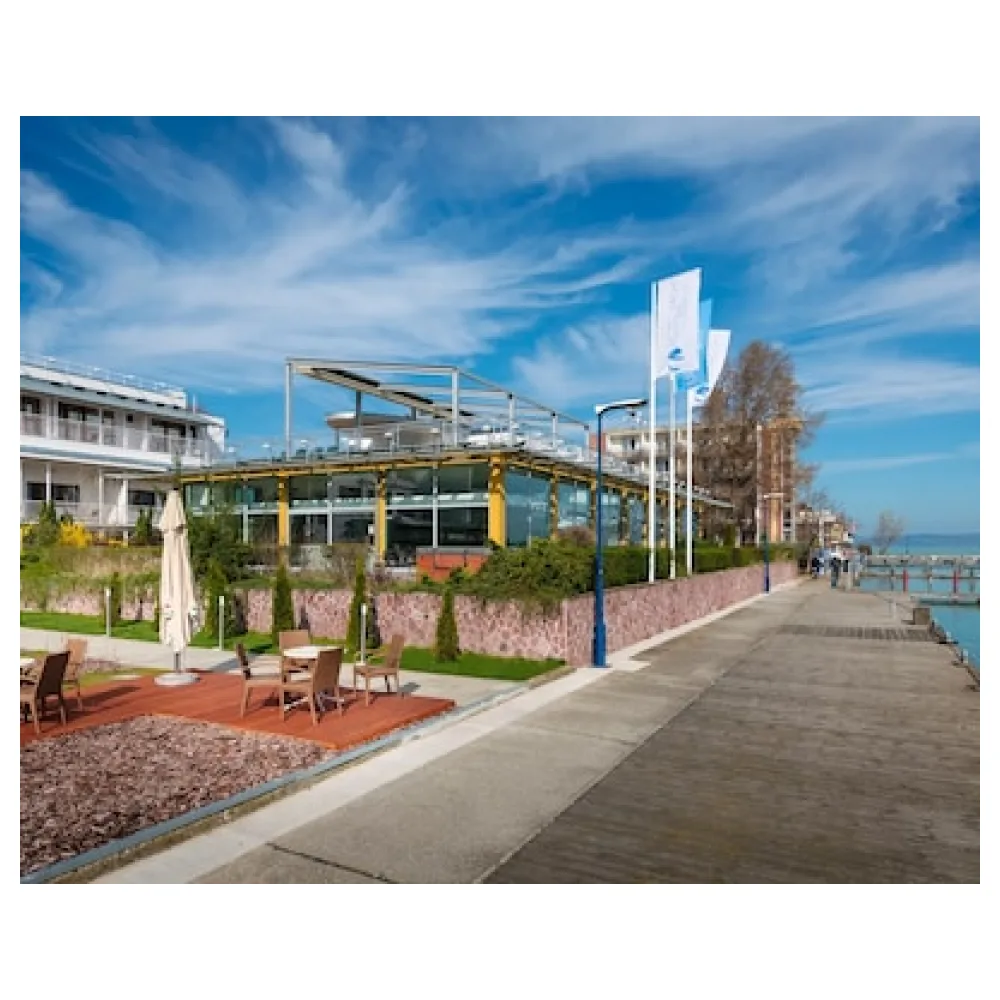 Hotel Yacht Wellness & Business
