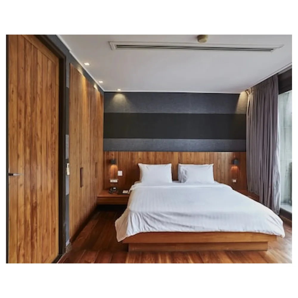 LUXX Langsuan Hotel - SHA Plus