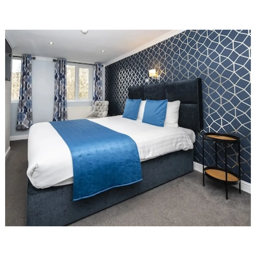 Mentone Hotel