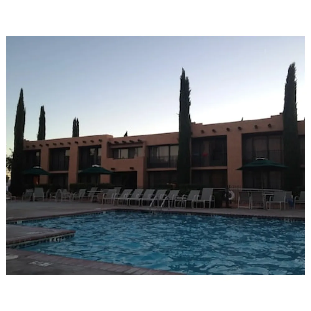 Courtyard Page at Lake Powell