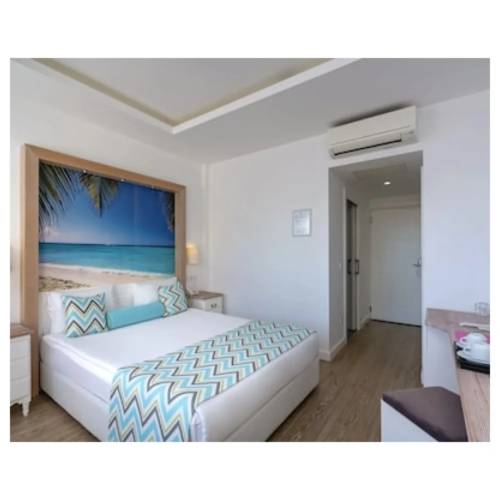 Iz Flower Side Beach Hotel