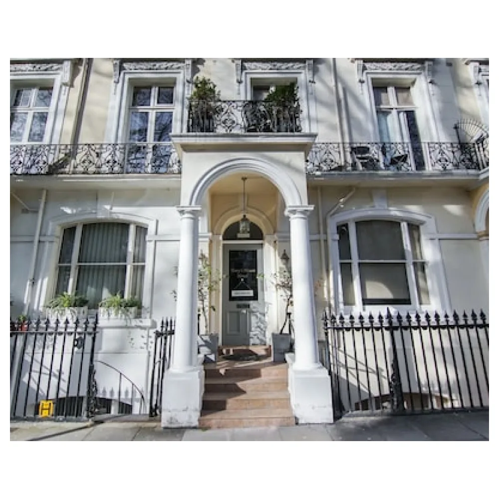 Tony's House Hotel