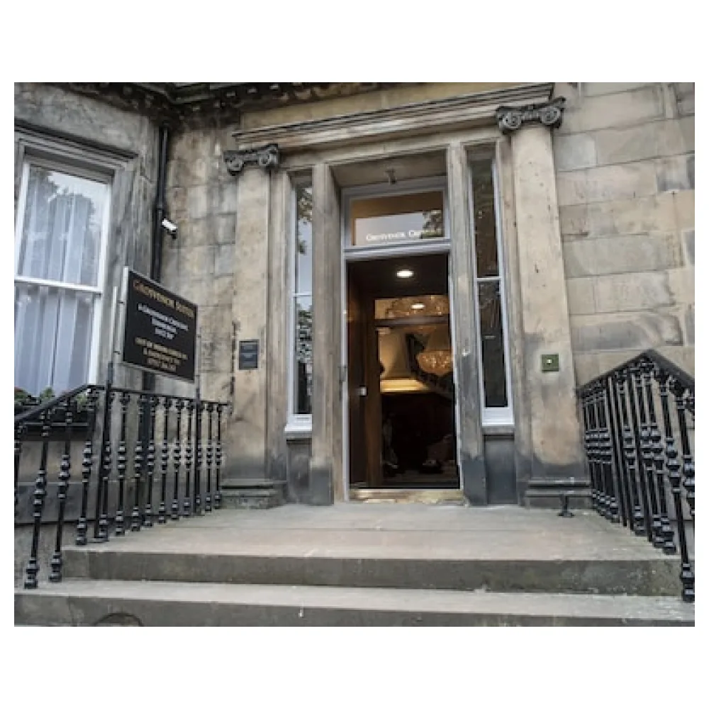 Grosvenor Suites
