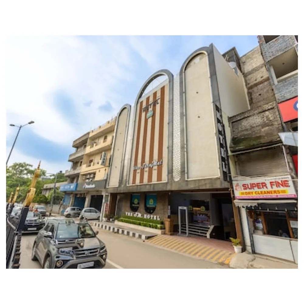 The SM Hotel By RMR Hotels