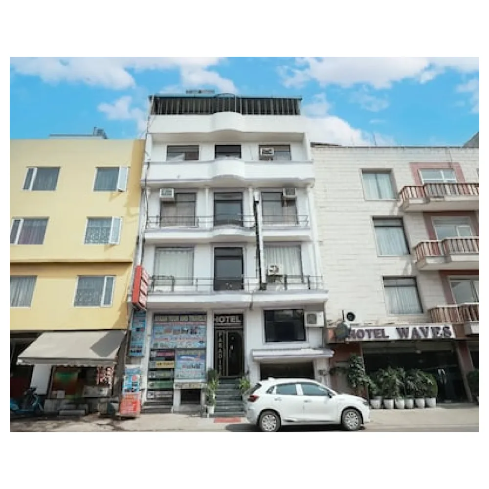 Airport Hotel Paradise International
