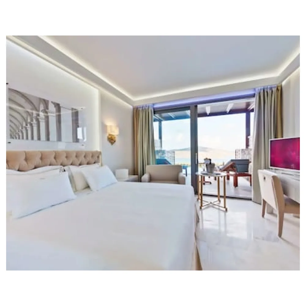Royal Marmin Bay Boutique & Art Hotel