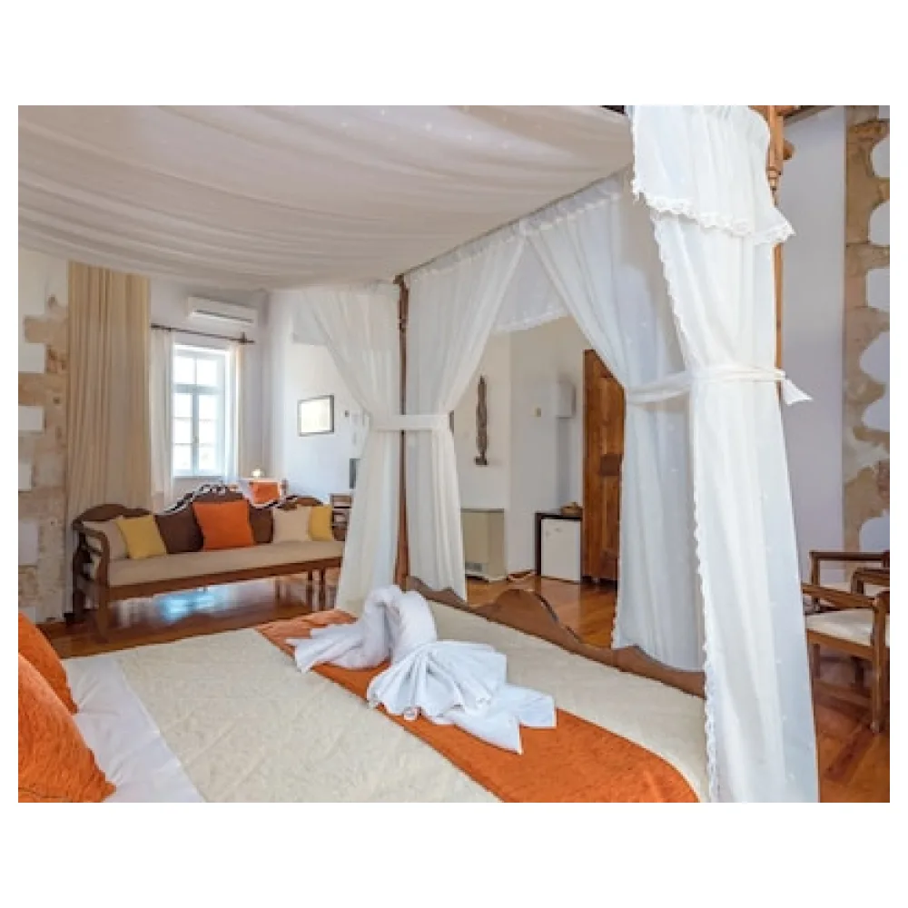 Amphora Hotel