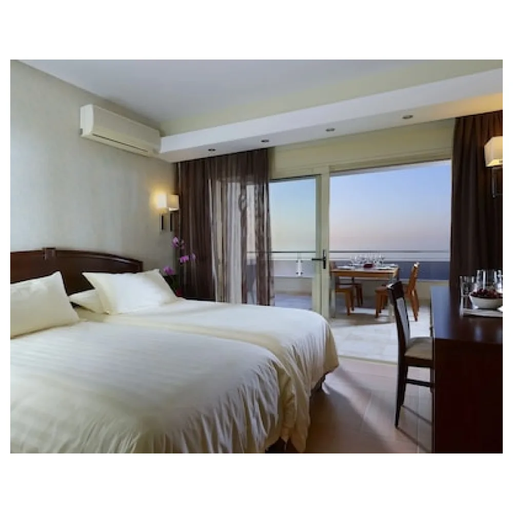 Macaris Suites & Spa