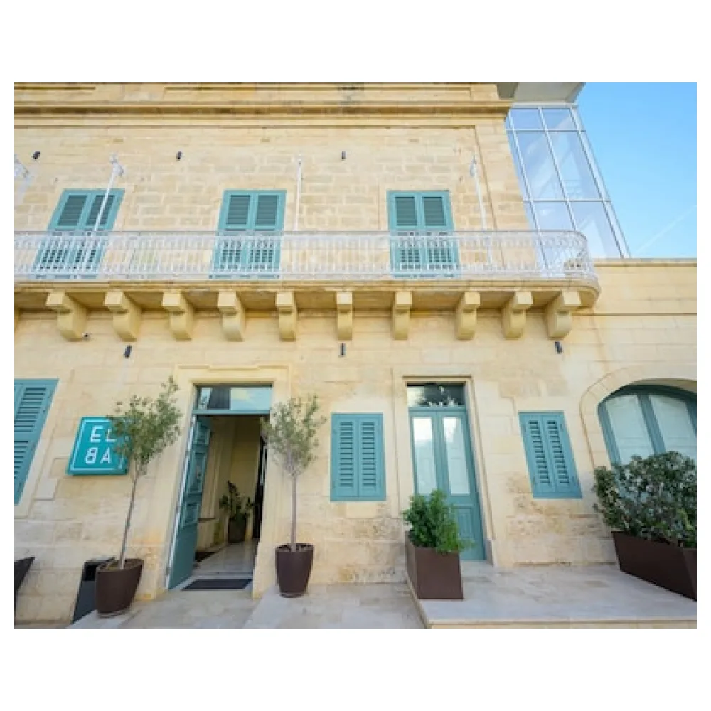 XVI Suites - Adults Only