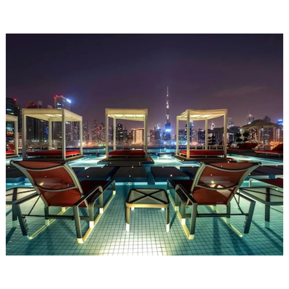 Canal Central Hotel