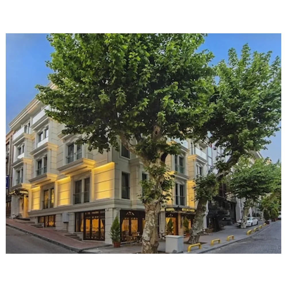 Grand Naki Hotel