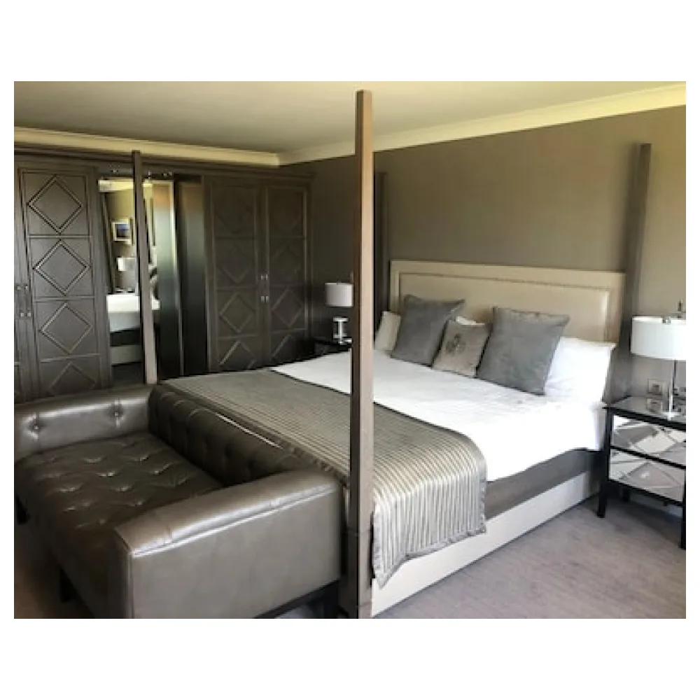 Riverside Lodge Hotel