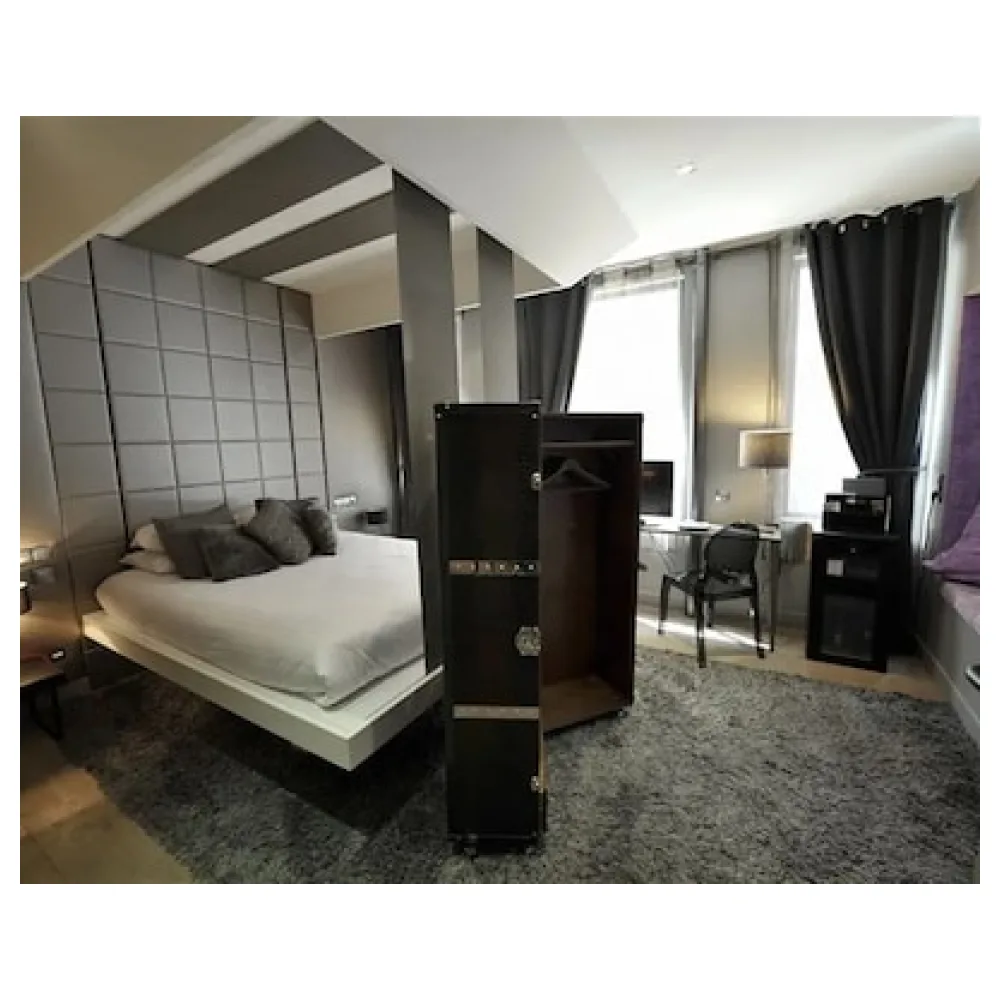ZE Hotel
