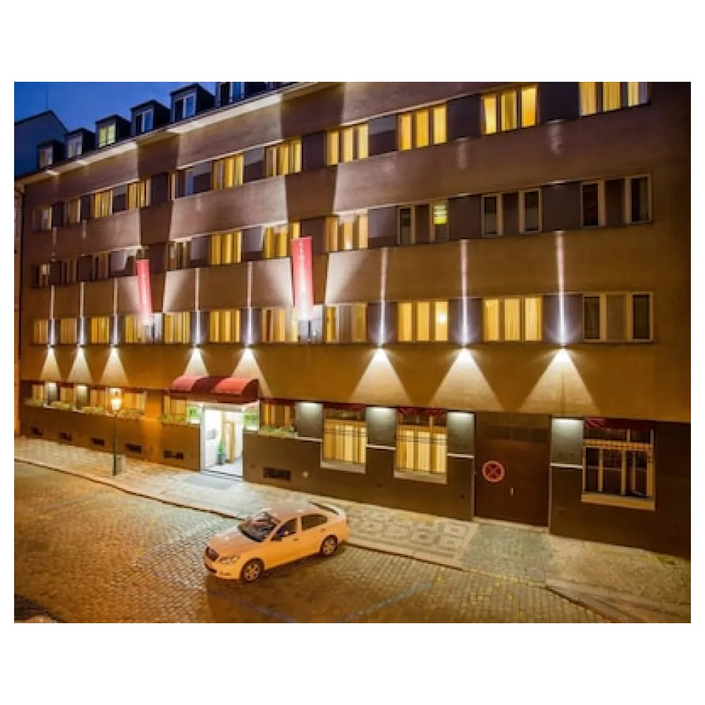 Cloister Inn Hotel