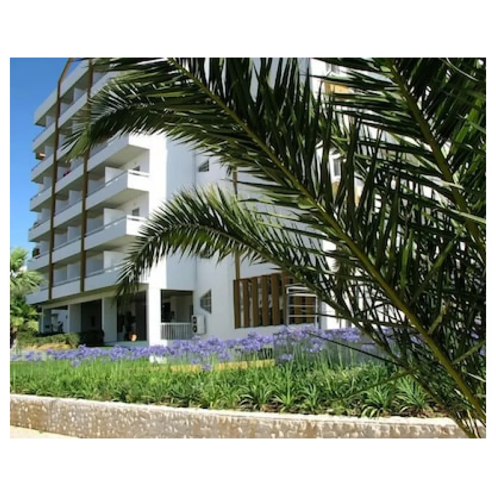 Hotel Luar