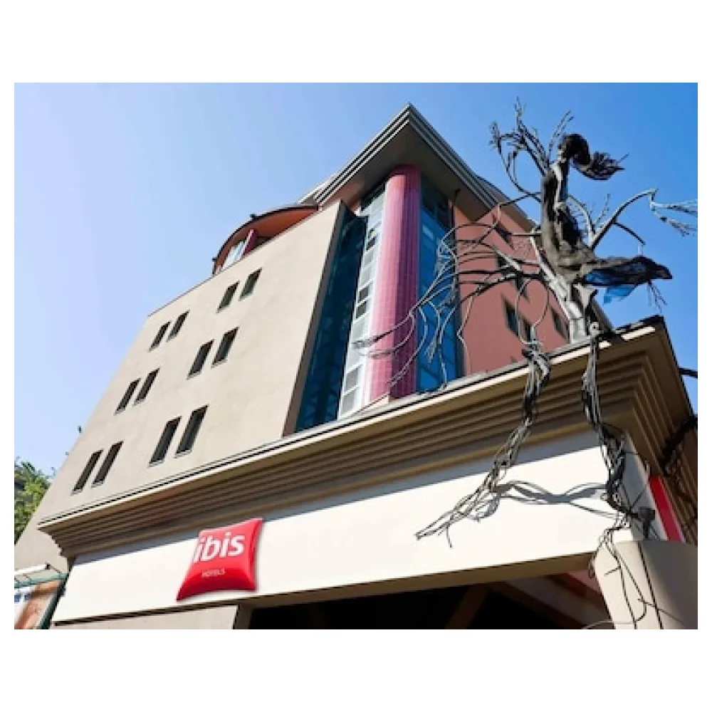 ibis Budapest Heroes Square